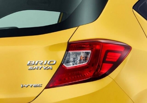 den-sau-xe-honda-brio